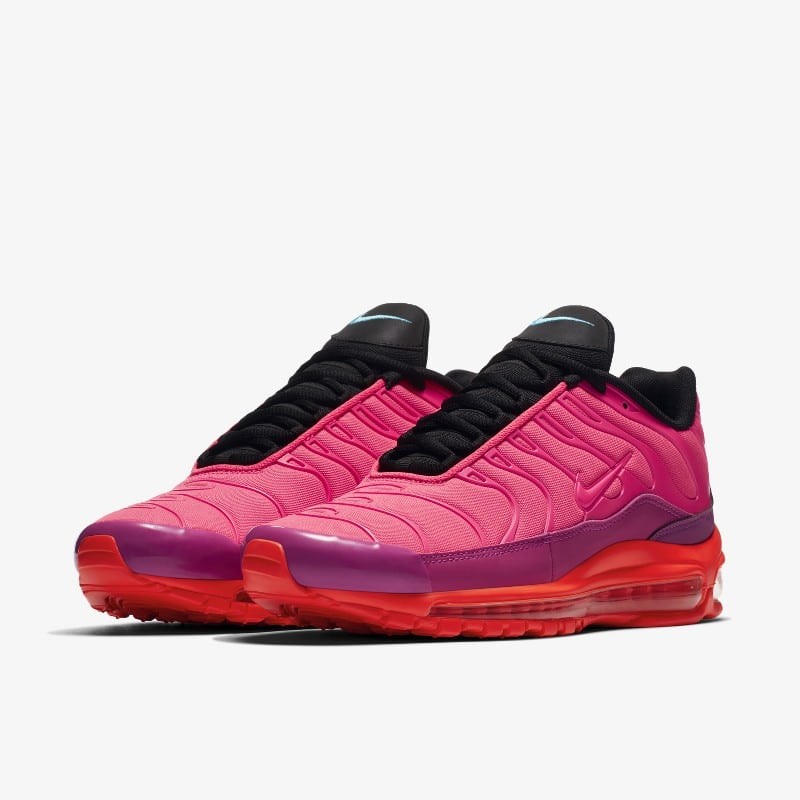 Hyper pink air deals max 97